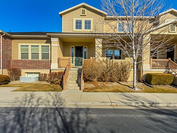 2nd image of 720 W Mystic Creek Way