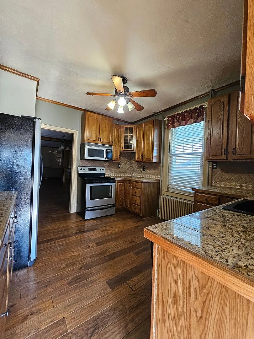 565 Trinity Road — Photo 3