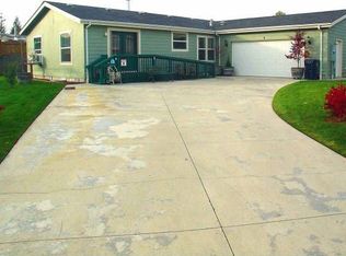107 S Pass Rd UNIT 9, Nooksack, WA 98247