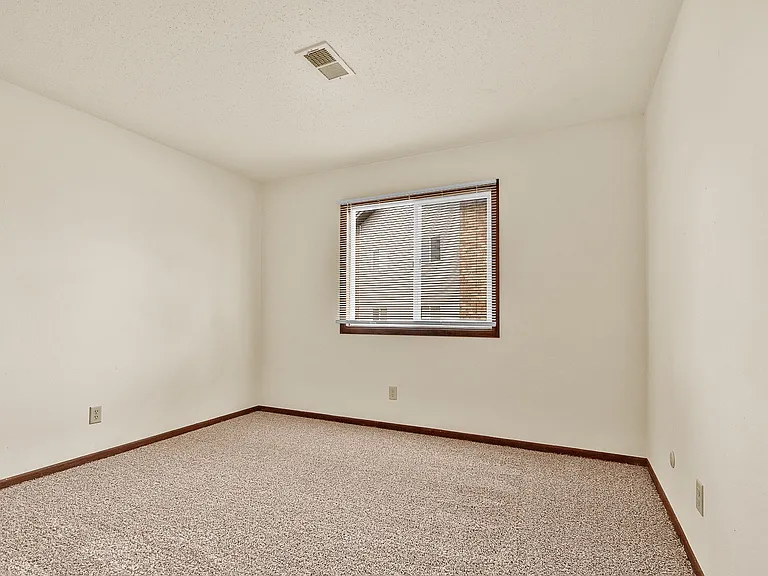 2 Bedroom