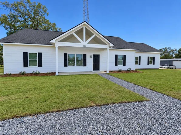 305 W Pope St, Sylvester, GA 31791