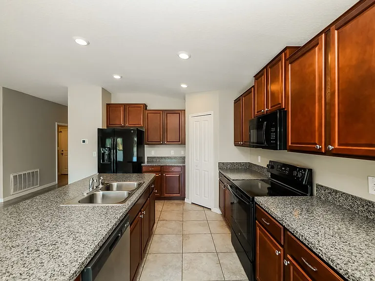 12623 Lemon Pepper Dr — Photo 5