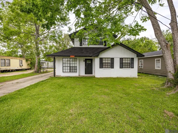 17987 Willow St, Grosse Tete, LA 70740