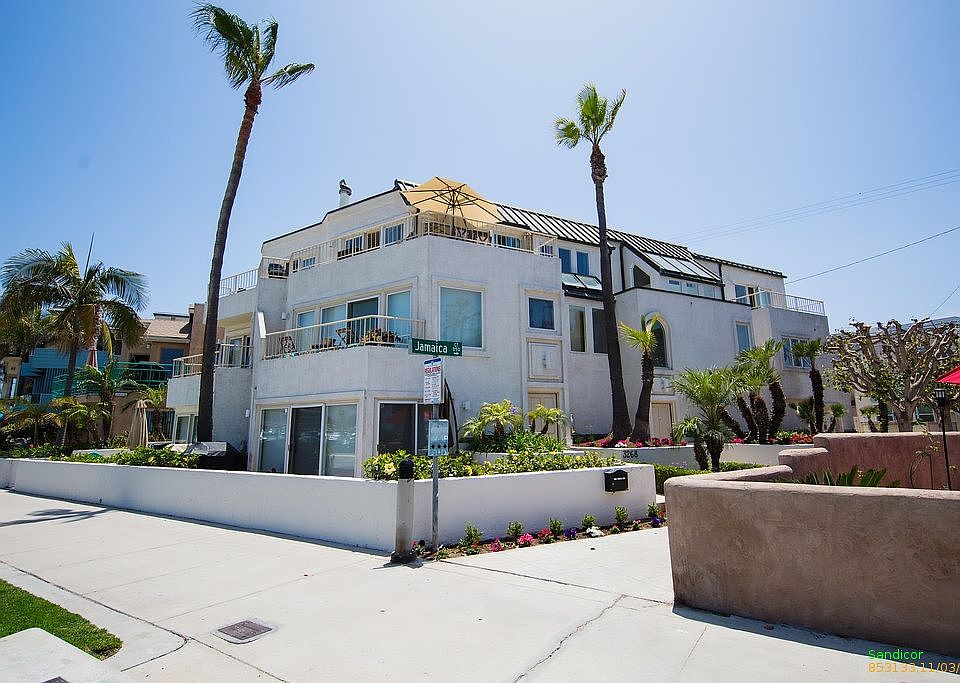 1st image of 3270 Bayside Walk