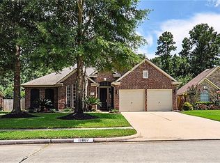 11807 Gatesden Dr, Tomball, TX 77377