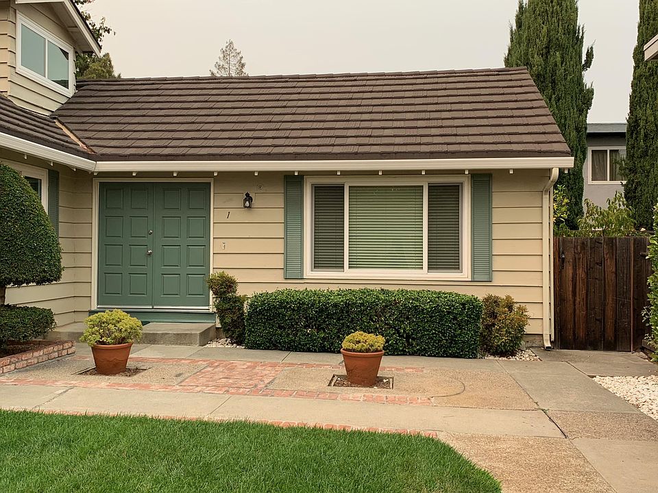 1st image of 103 Falkirk Ct #1