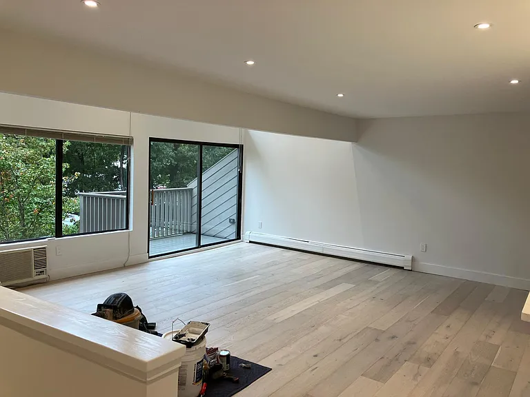 1465 E Putnam Ave #229 — Photo 11