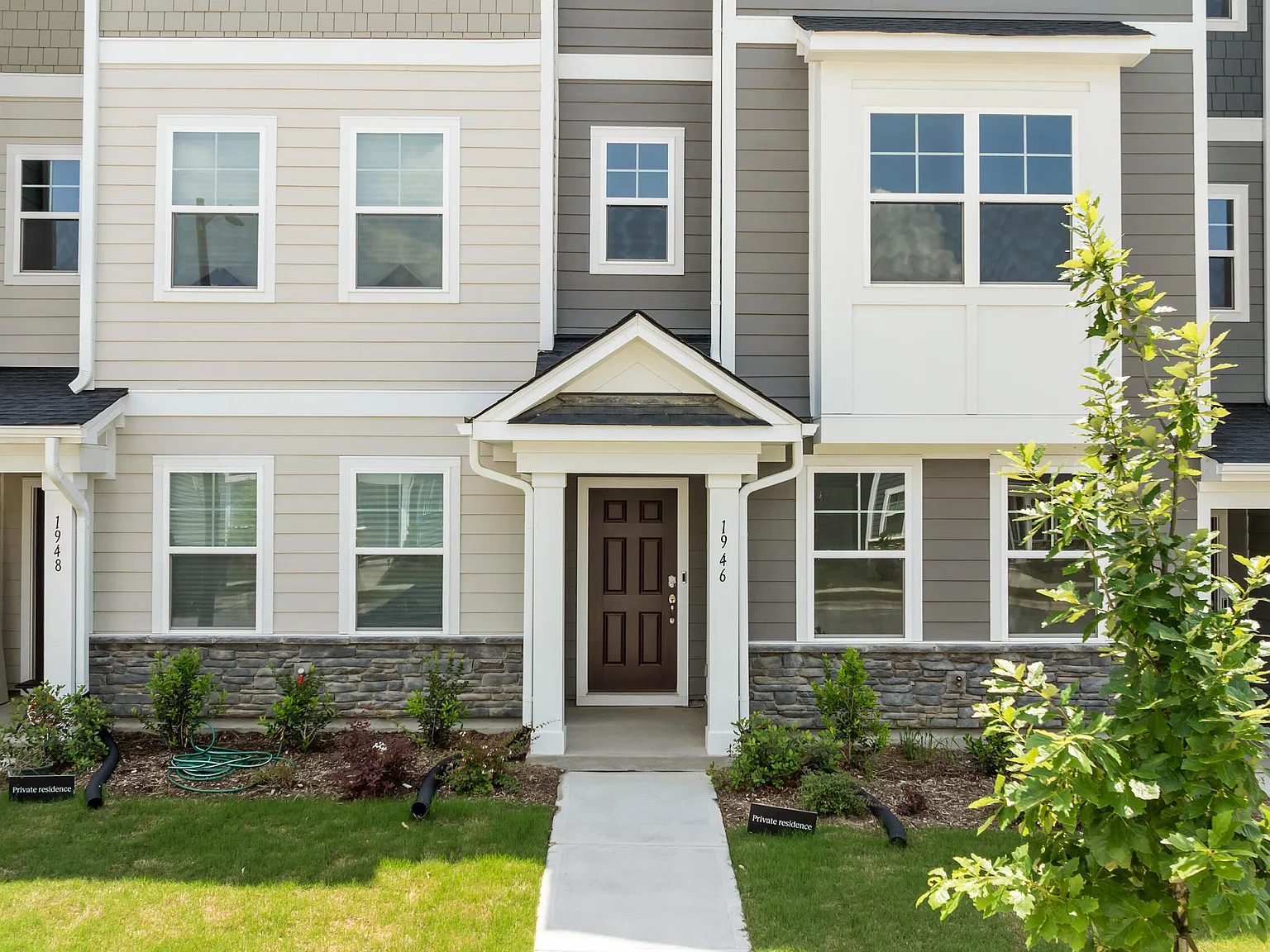 3 bed, 3.5 bath, 1850 sqft, $1,850 — Photo 2