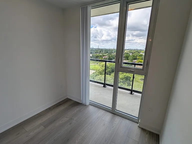 5858 Yonge St #1123 — Photo 11