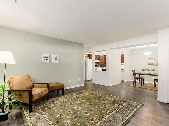 4th image of 5285 Portland St APT 104