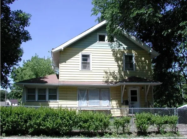 1600 E 13th St, Des Moines, IA 50316