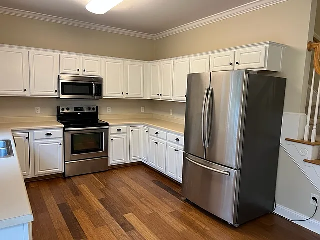 4928 Morning Edge Dr — Photo 3