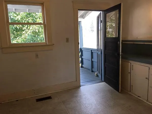 510 NW 5th St — Photo 14