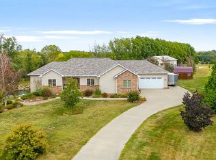1230 N Sand Cherry Cir, Huxley, IA 50124