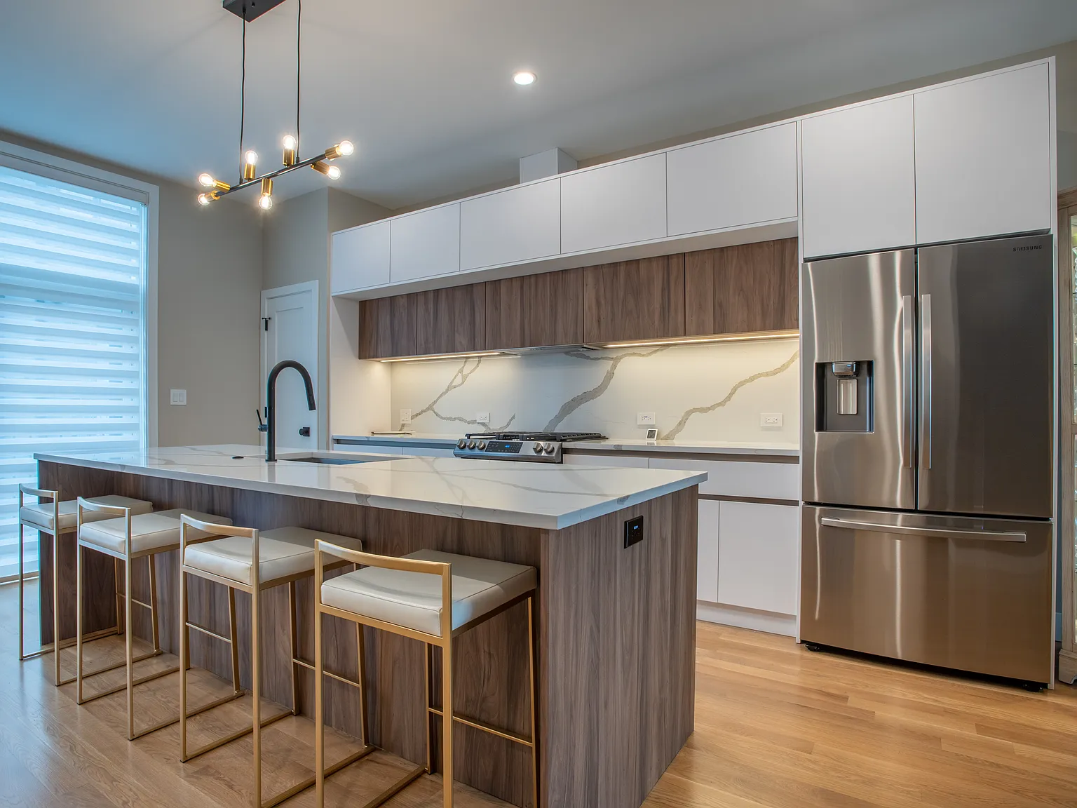 4 bed, 2187 sqft, $5,175 — Photo 1