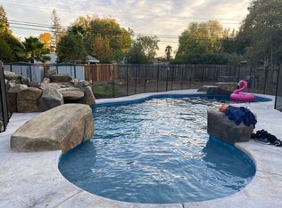4924 Kenneth Ave, Carmichael, CA 95608