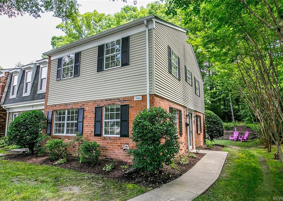 1st image of 1563 Heritage Hill Dr #1563