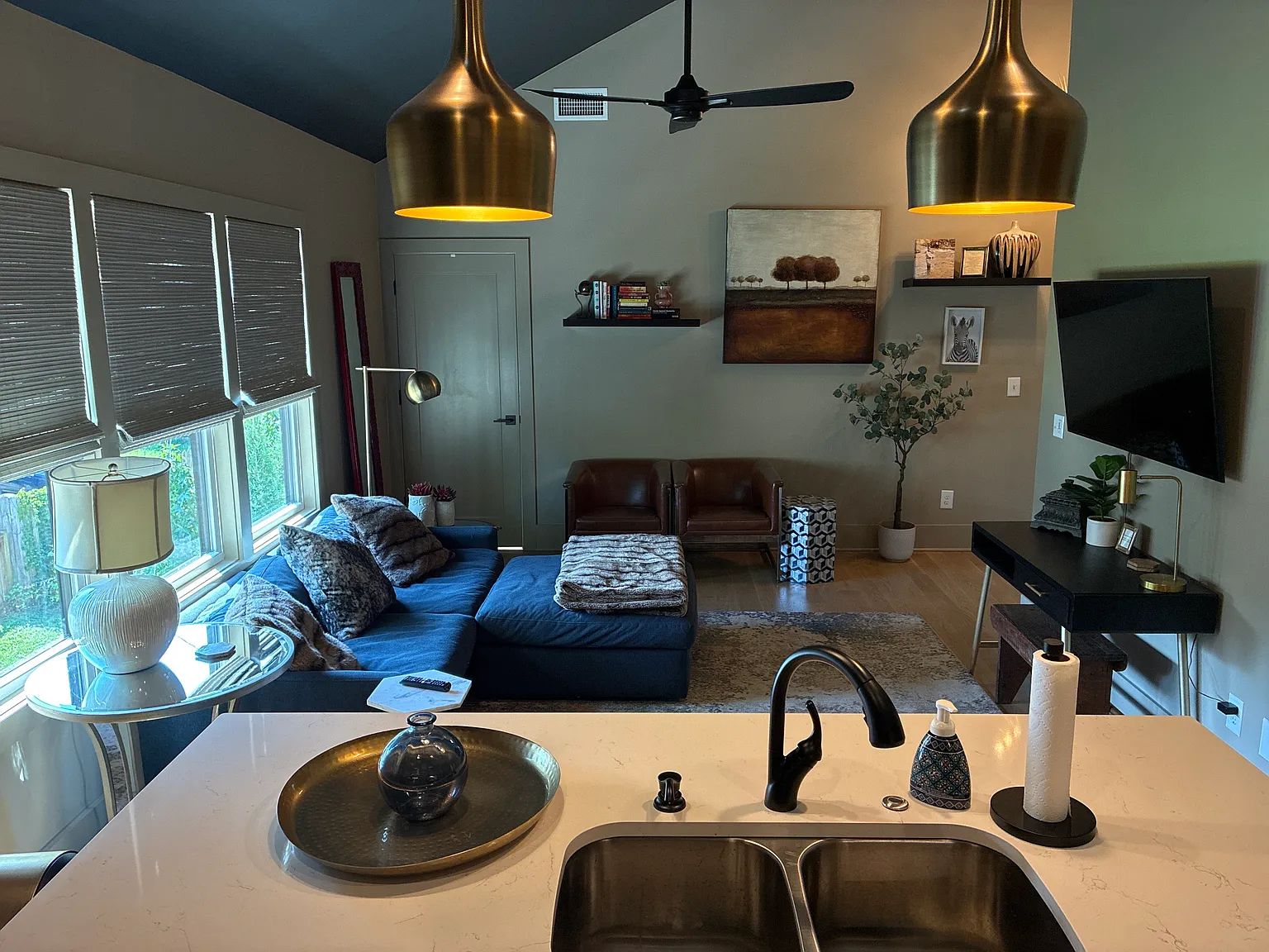 2603 Belcourt Ave — Photo 4