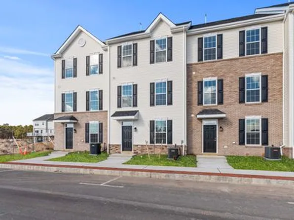 301 Discovery Rd, Brick, NJ 08723