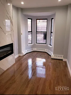 Rented by NY Living Solutions | media 7