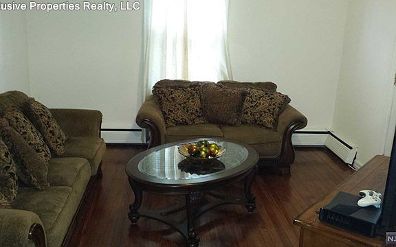 4th image of 7 Albert Ave #1