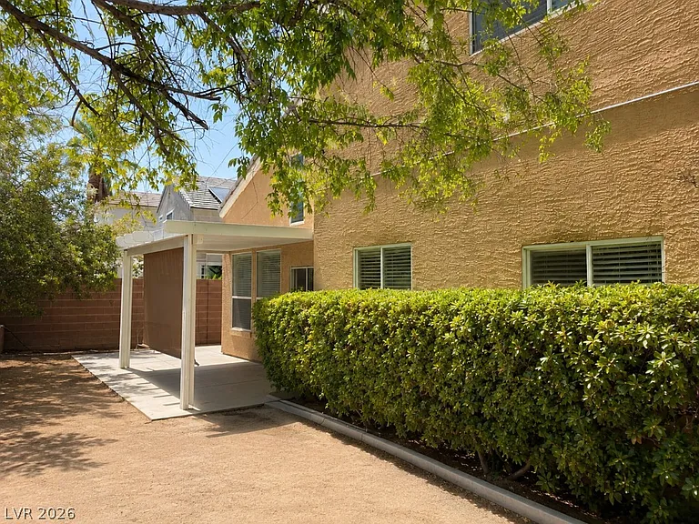 8101 Kempston Ct — Photo 19
