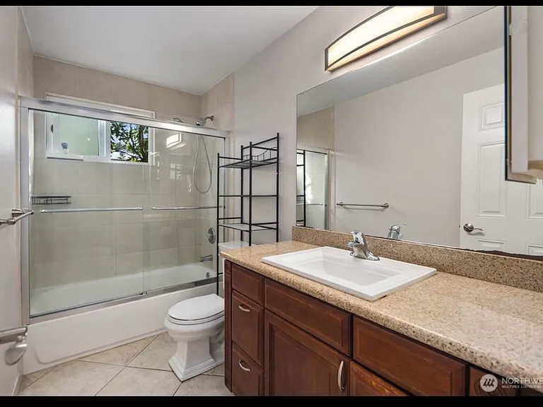 1113 Kirkland Ave — Photo 7