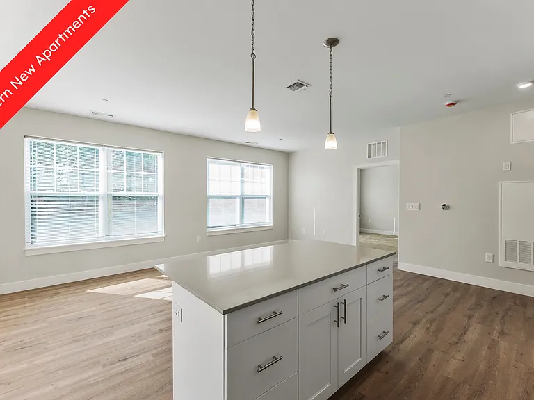 Woodview at Randolph — Photo 4