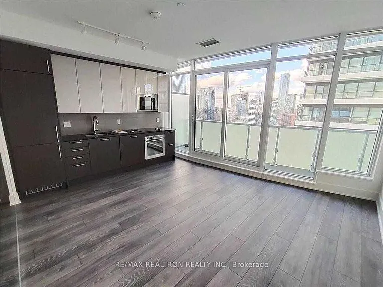 403 Church St #3407 — Photo 7