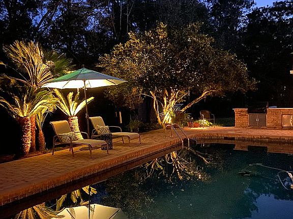 Pool Outdoor Kitchen