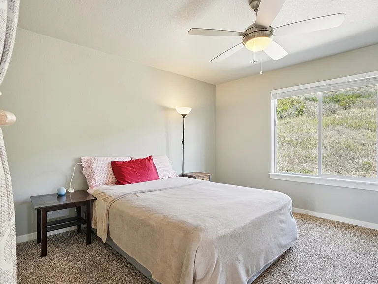 1844 Blue Oak Ct — Photo 23