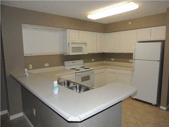 5th image of 970 Highway 98 E Unit 403