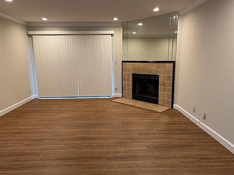 2nd image of 1687 Braddock Ct