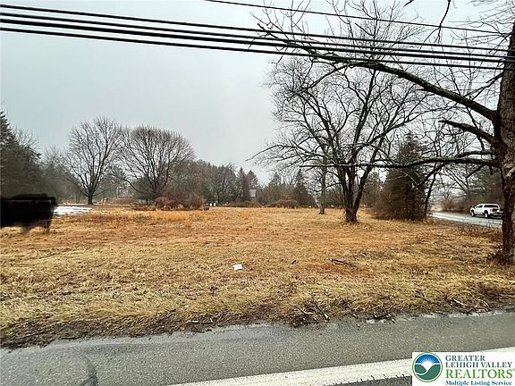 5th image of N Delaware Dr