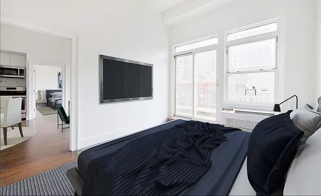 Rented by R New York | media 22