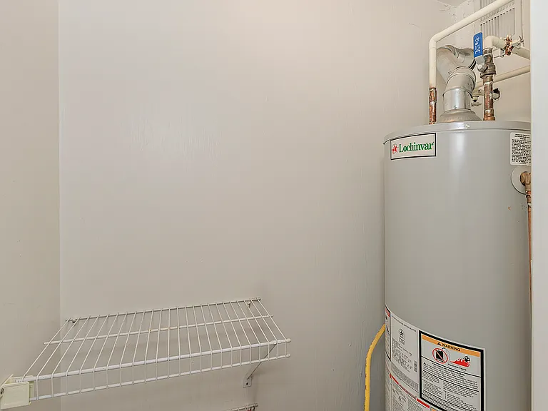 26101 Village Ln #107 — Photo 6