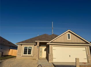 215 Whaley St, Caldwell, TX 77836