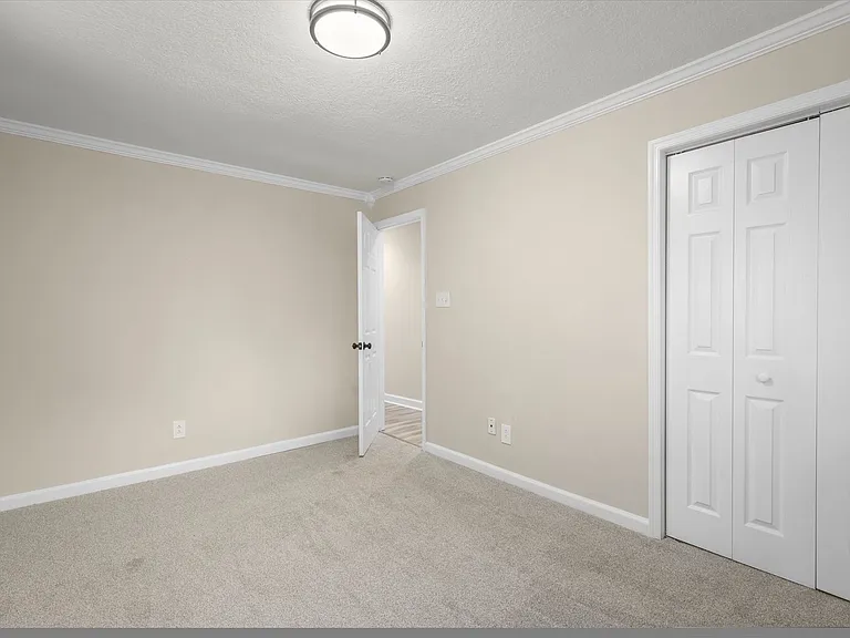 408 Lineberry Rd — Photo 30