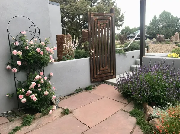 1 Wildflower Way, Santa Fe, NM 87506
