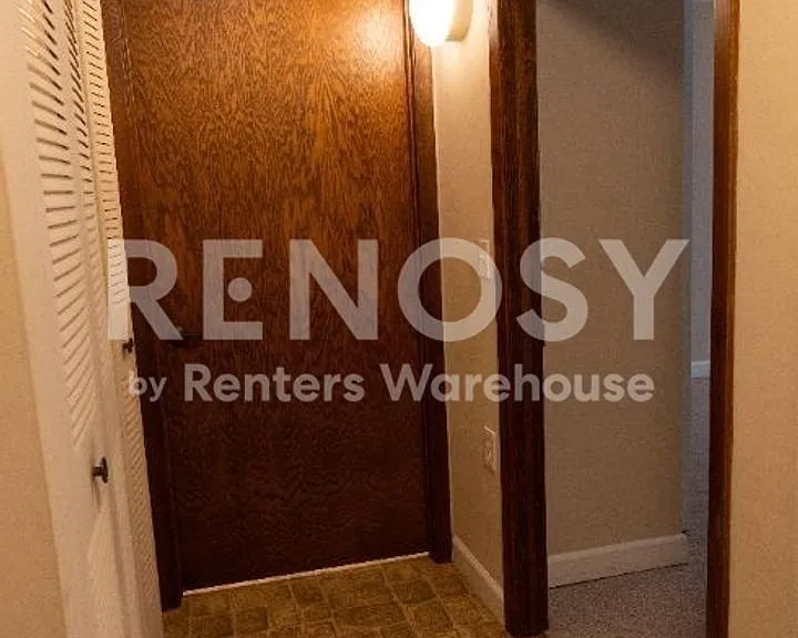 6615 Lake Shore Dr S #115 — Photo 10