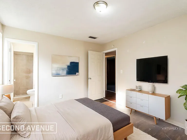 1320 Bretta St — Photo 10
