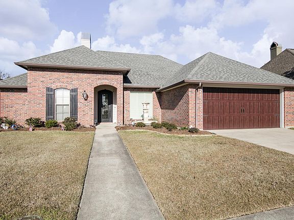 2nd image of 306 Sandhurst Dr