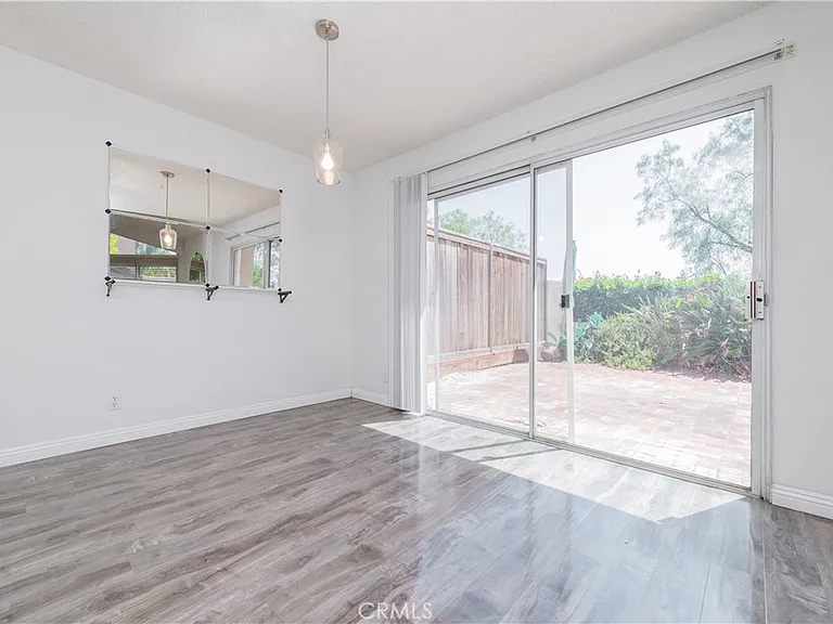 333 Stanford Ct #30 — Photo 8