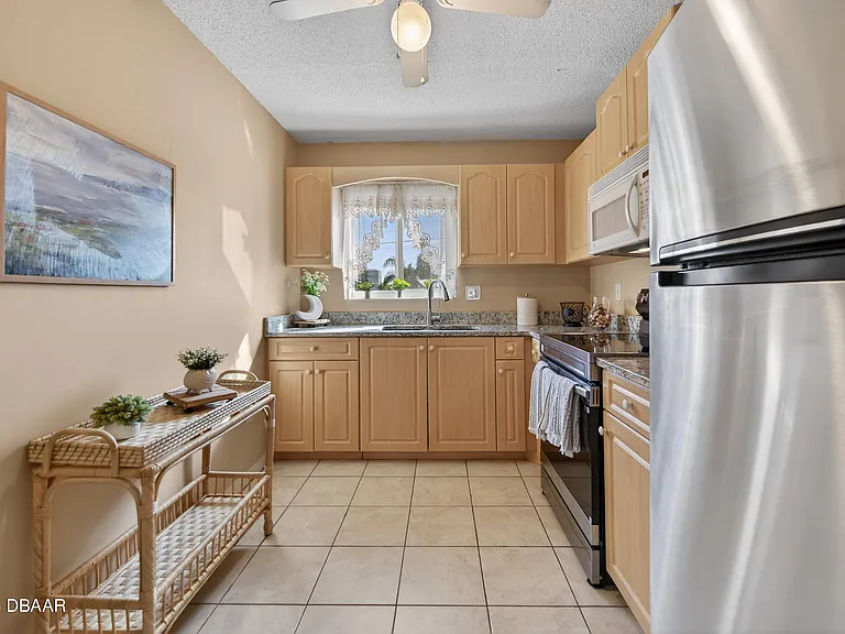 2711 N Halifax Ave #282 — Photo 8