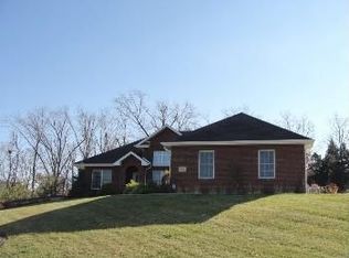 271 Madelines Park Cir, Jefferson City, MO 65109