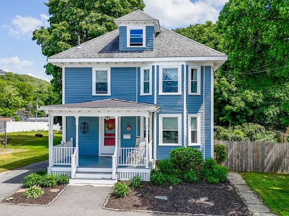 45 Buttonwoods Ave, Haverhill, MA 01830