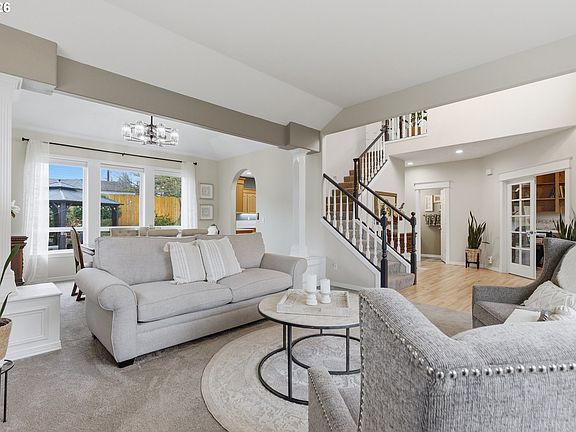 5th image of 350 SW 37th Ter