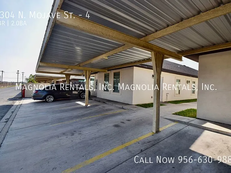 2304 N Mojave #4 — Photo 17