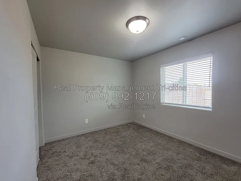 412 Whitefish Ln — Photo 8