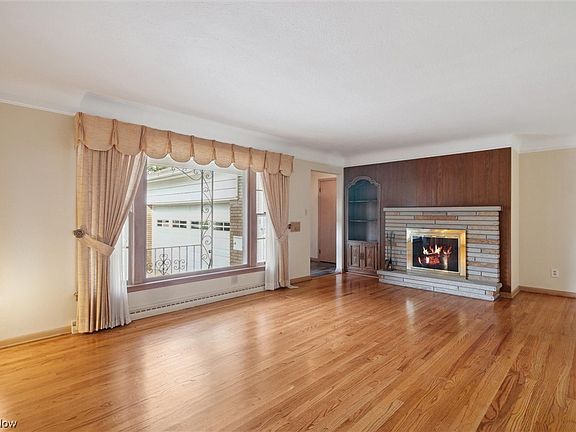 5th image of 25630 Breckenridge Dr